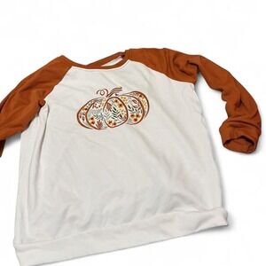 Embroidered Pumpkin Top